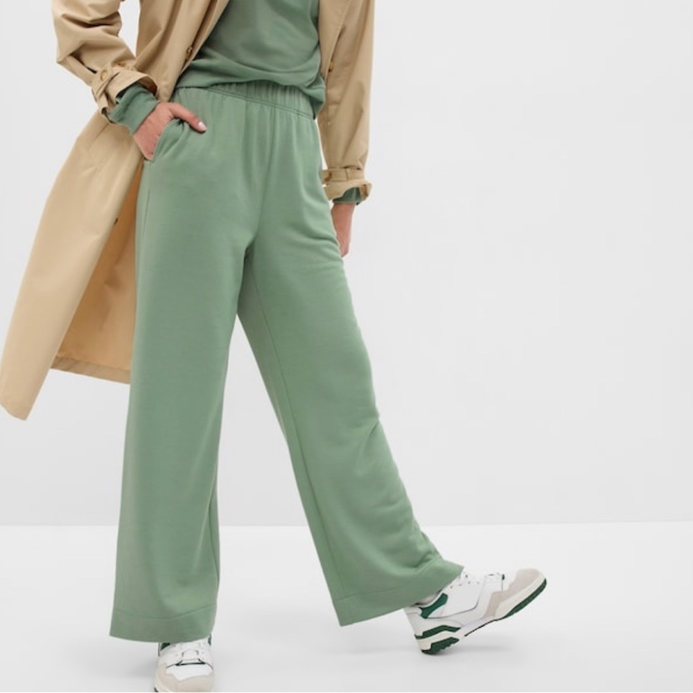 Gap High Rise Cloud Light Wide-Leg pant, sage green size XXL